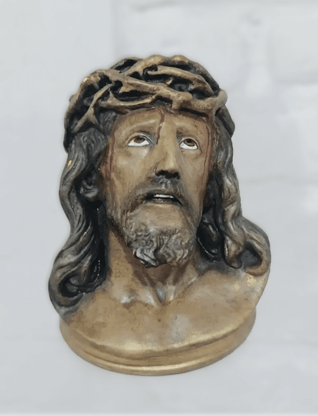 Busto de Cristo Doliente en yeso