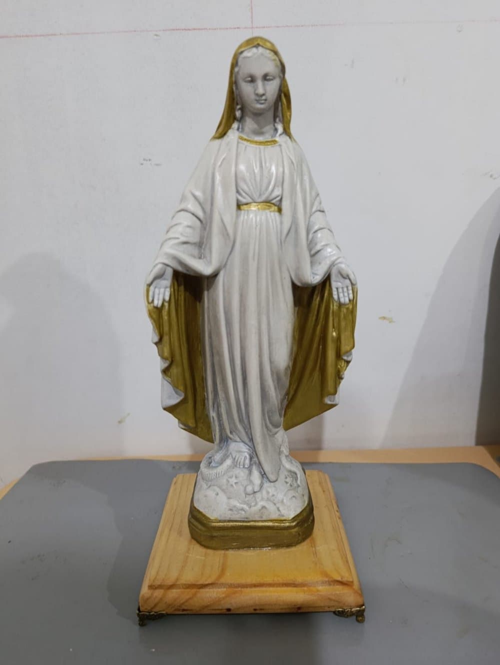 Inmaculada de manto dorado — Fidelis Missio